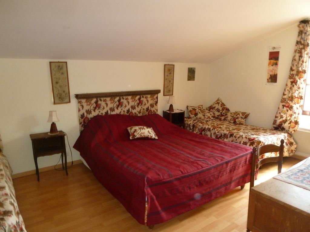 Le Val Leron Bed & Breakfast Valaurie Eksteriør bilde