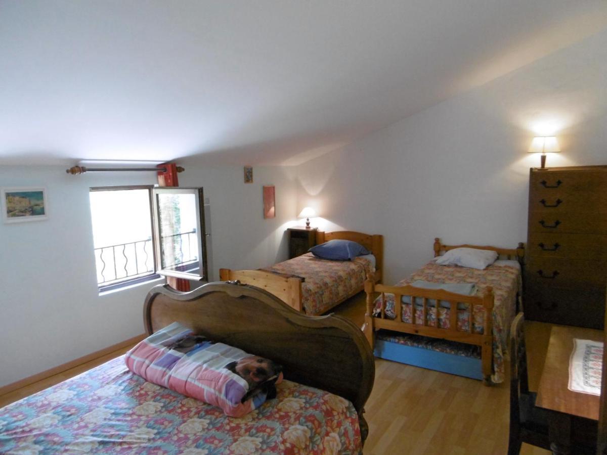 Le Val Leron Bed & Breakfast Valaurie Eksteriør bilde