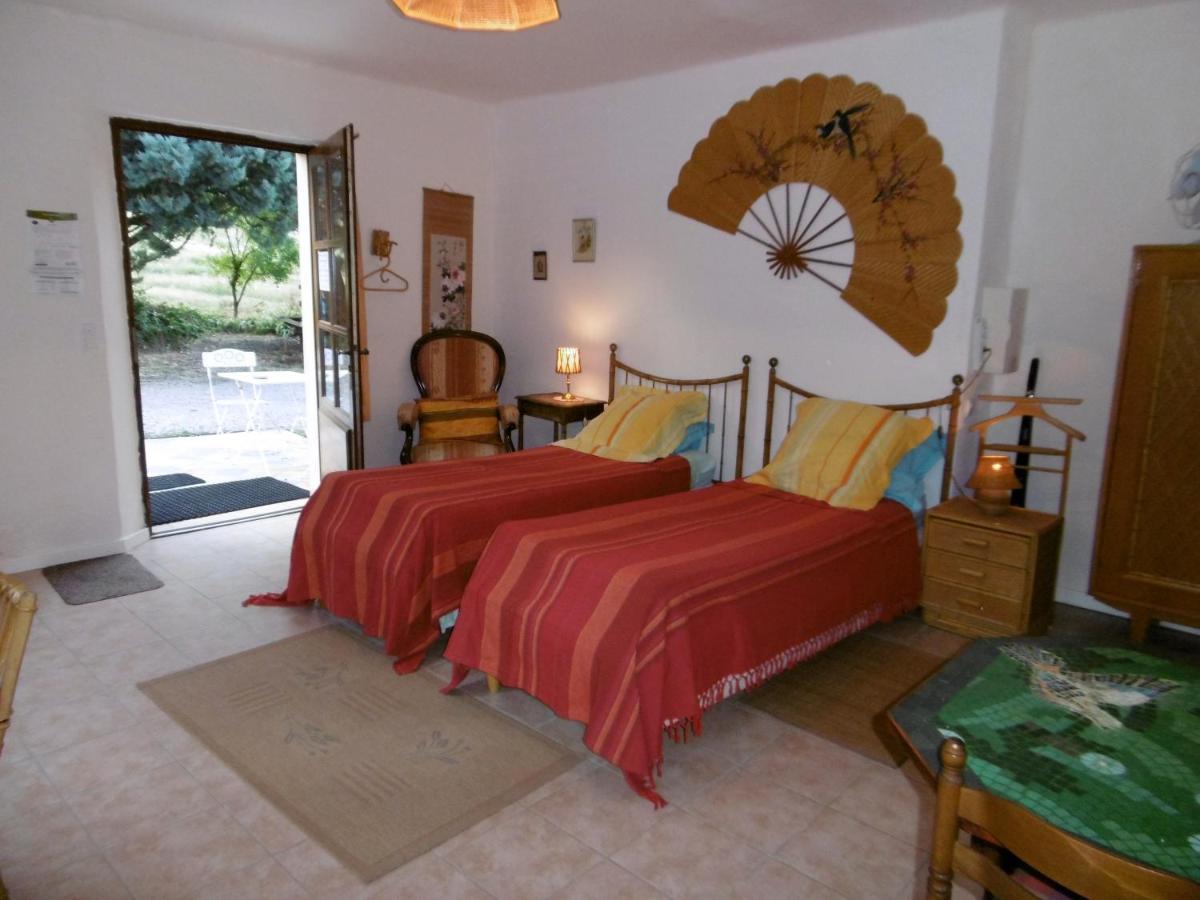 Le Val Leron Bed & Breakfast Valaurie Eksteriør bilde