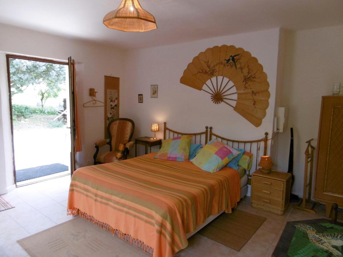 Le Val Leron Bed & Breakfast Valaurie Eksteriør bilde